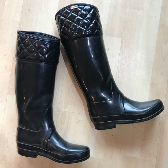 black quilted hunter boots